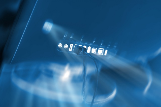 Agenda digitale: l’Italia migliora ma resta quintultima in europa. Progressi su infrastrutture e PA digitale, male competenze e uso del web