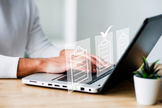 Intelligenza umana e AI per la profilazione aziendale: la rivoluzione Take Flight